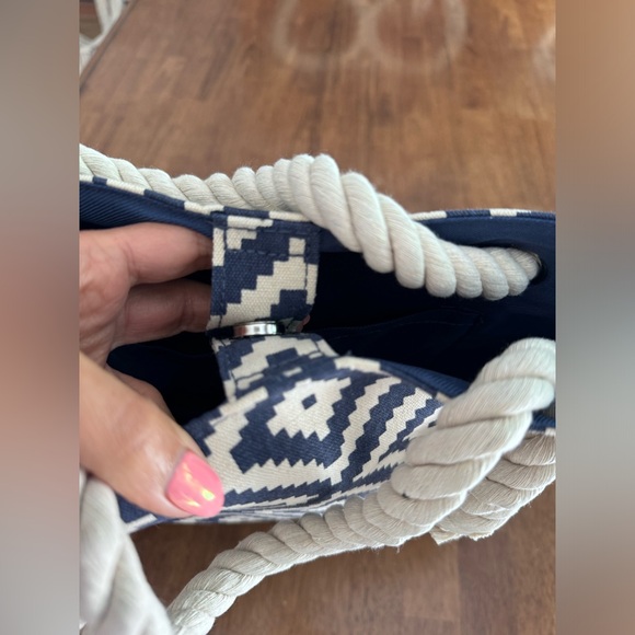 NWT Summer & Rose Beach Tote Navy & Cream Diamond - Picture 10 of 16